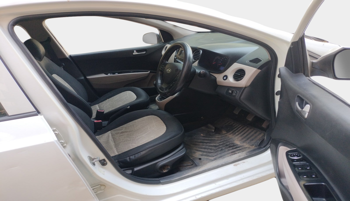 2015 Hyundai Grand i10 ASTA 1.2 KAPPA VTVT, Petrol, Manual, 1,56,508 km, interior