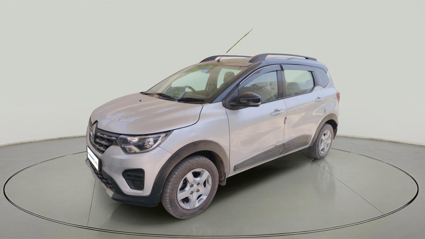 2022 Renault TRIBER RXT, Petrol, Manual, 1,05,463 km, exterior