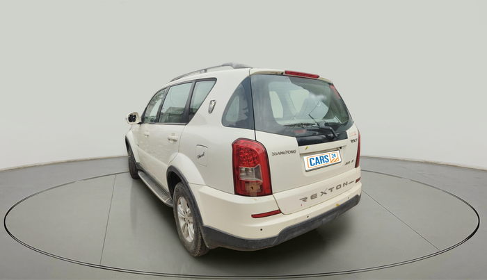 2013 Ssangyong Rexton RX7, Diesel, Automatic, 1,16,355 km, exterior