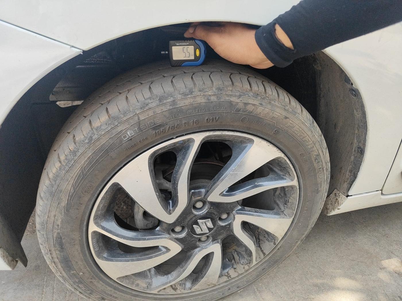 2019 Maruti Baleno ZETA PETROL 1.2, Petrol, Manual, 1,51,474 km, tyre