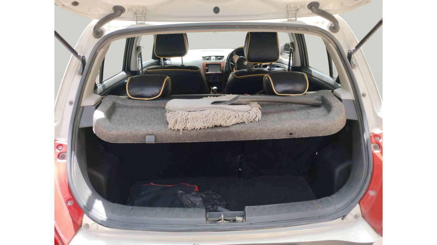 2015 Maruti Swift VDI, Diesel, Manual, 1,28,375 km, exterior