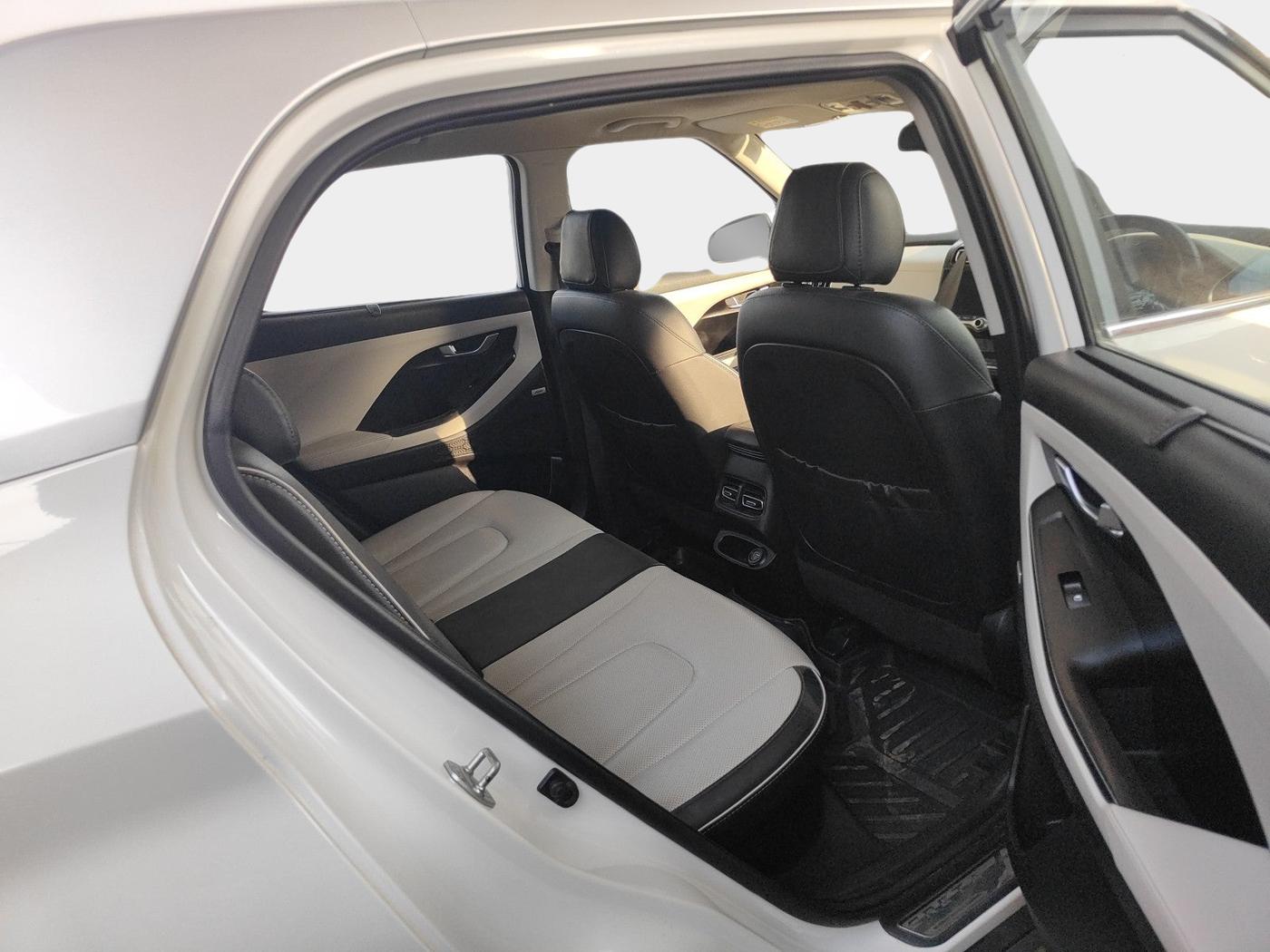 2022 Hyundai Creta SX (O) AT 1.5 DIESEL, Diesel, Automatic, 55,191 km, interior