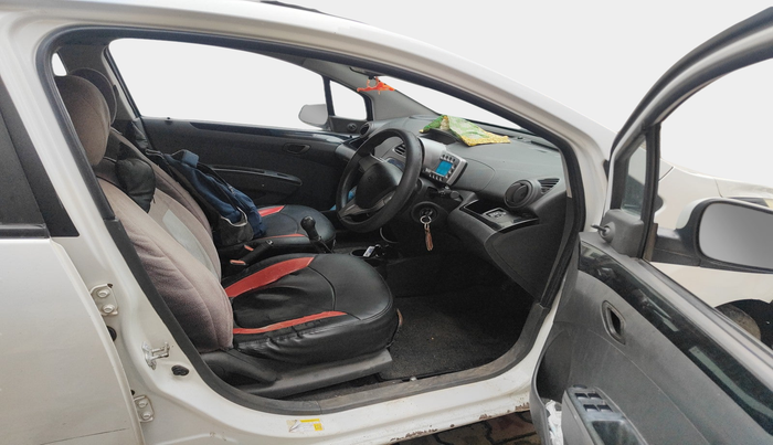 2010 Chevrolet Beat LT PETROL, Petrol, Manual, 1,54,350 km, interior