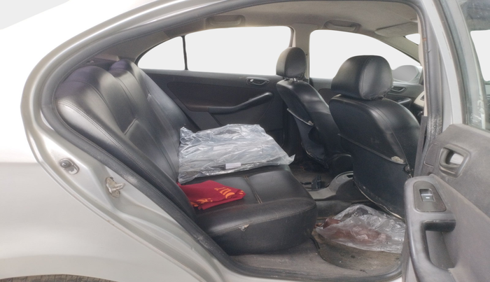 2016 Tata Zest XM PETROL, Petrol, Manual, 1,62,547 km, interior