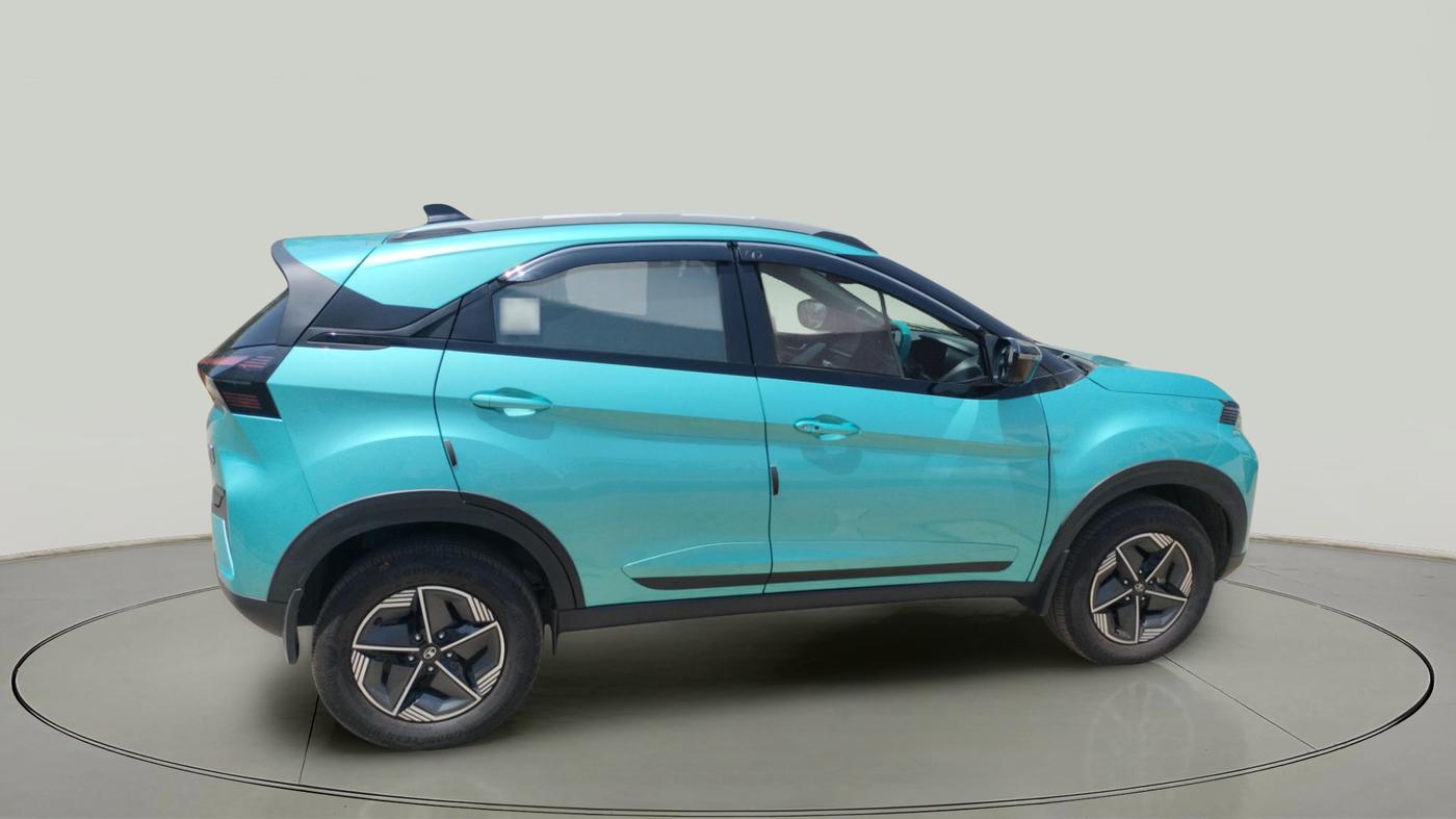 2024 Tata NEXON Creative Plus 1.2 Revotron 6MT, Petrol, Manual, 7,157 km, exterior