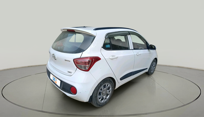 2018 Hyundai Grand i10 SPORTZ 1.2 KAPPA VTVT, Petrol, Manual, 60,556 km, exterior