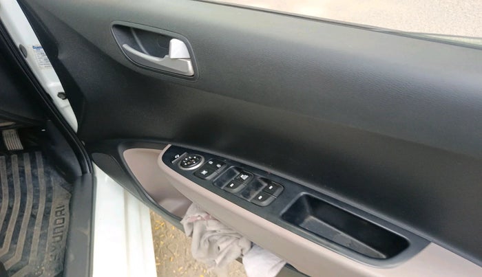 2018 Hyundai Grand i10 SPORTZ 1.2 KAPPA VTVT, Petrol, Manual, 60,556 km, interior