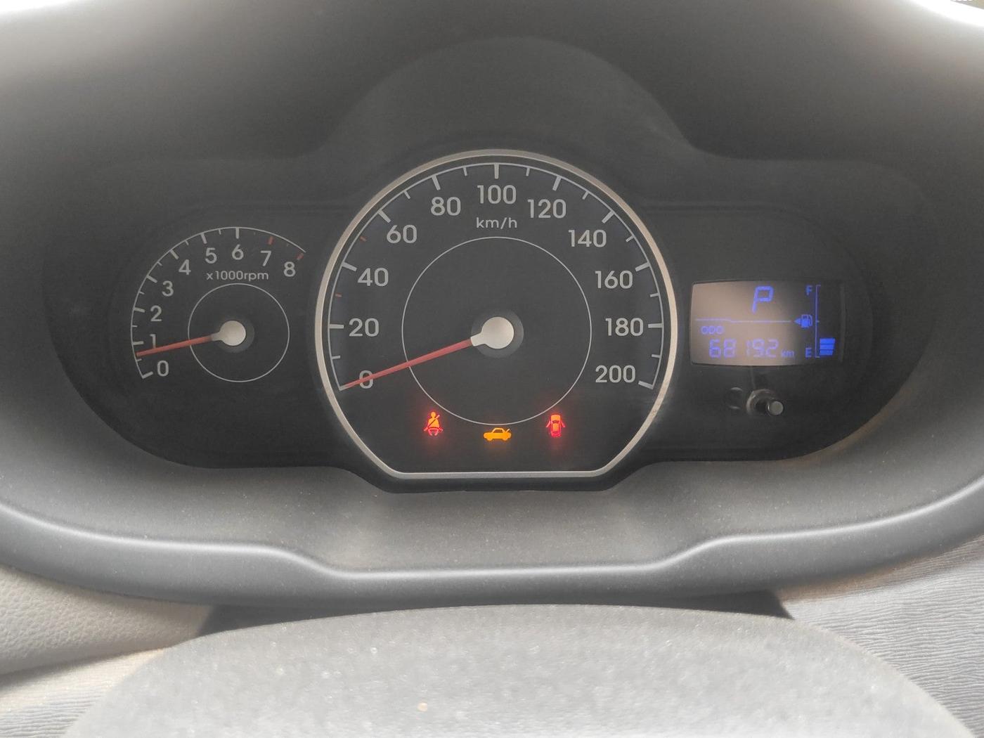2013 Hyundai i10 SPORTZ 1.2 AT, Petrol, Automatic, 68,192 km, interior