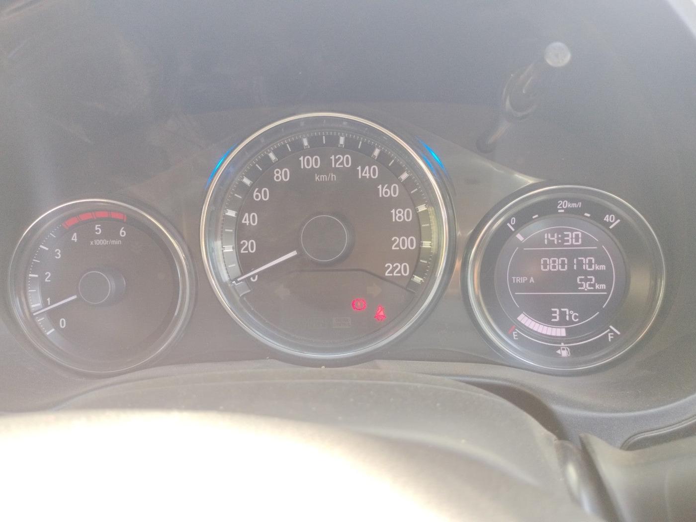 2017 Honda City 1.5L I-DTEC V, Diesel, Manual, 80,170 km, interior