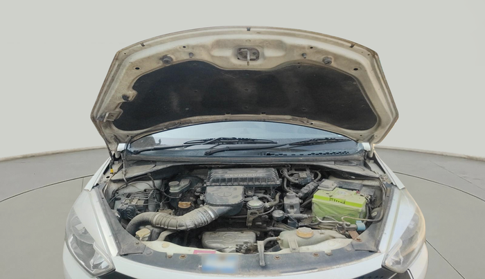 2016 Tata Tiago XZ PETROL, Petrol, Manual, 1,77,011 km, exterior