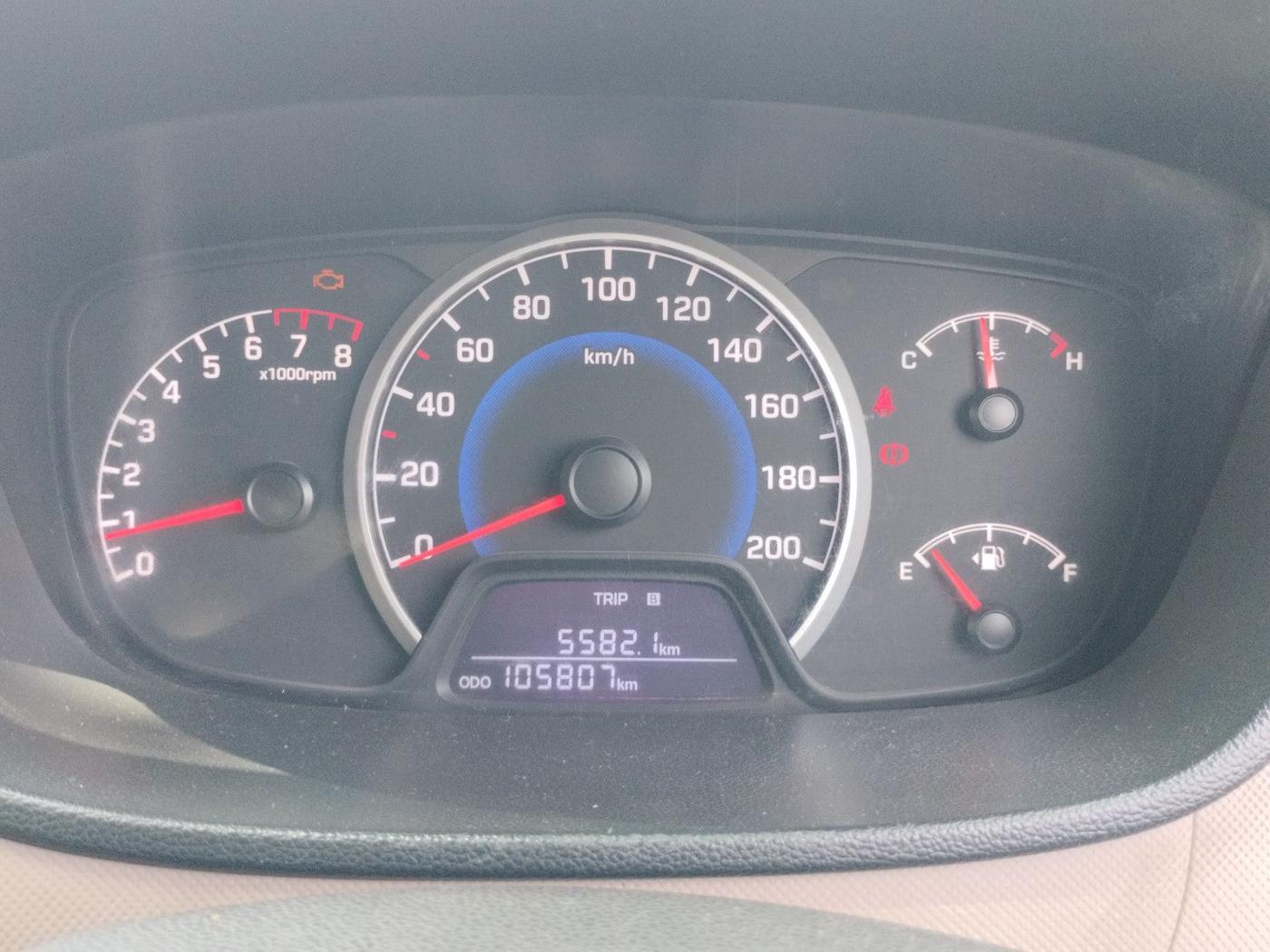 2019 Hyundai Grand i10 MAGNA 1.2 KAPPA VTVT, Petrol, Manual, 1,05,807 km, interior