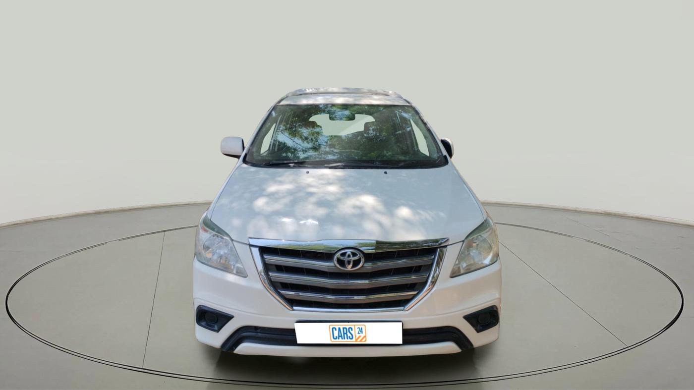 2015 Toyota Innova 2.5 GX 7 STR, Diesel, Manual, 79,210 km, exterior