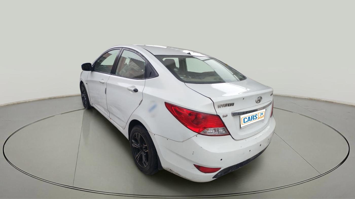 2011 Hyundai Verna FLUIDIC 1.6 CRDI EX, Diesel, Manual, 1,53,913 km, exterior