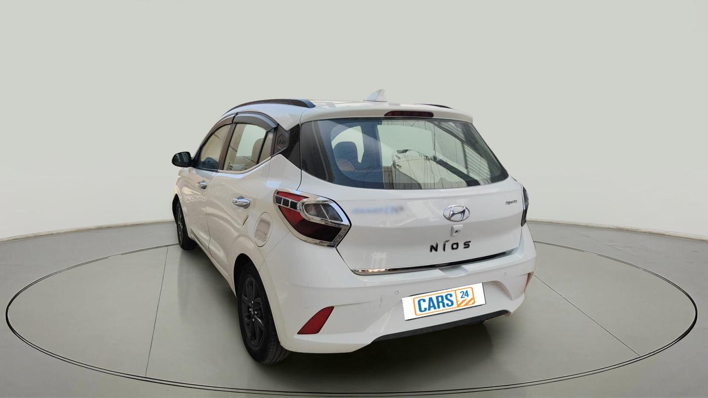 2021 Hyundai GRAND I10 NIOS SPORTZ 1.2 KAPPA VTVT CNG, Petrol, Manual, 35,464 km, exterior