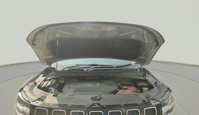 2017 Jeep Compass LIMITED 2.0 DIESEL 4X4, Diesel, Manual, 1,02,992 km, exterior