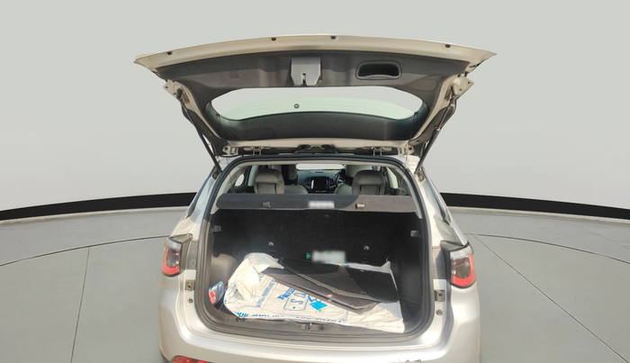 2017 Jeep Compass LIMITED 2.0 DIESEL 4X4, Diesel, Manual, 1,02,992 km, exterior