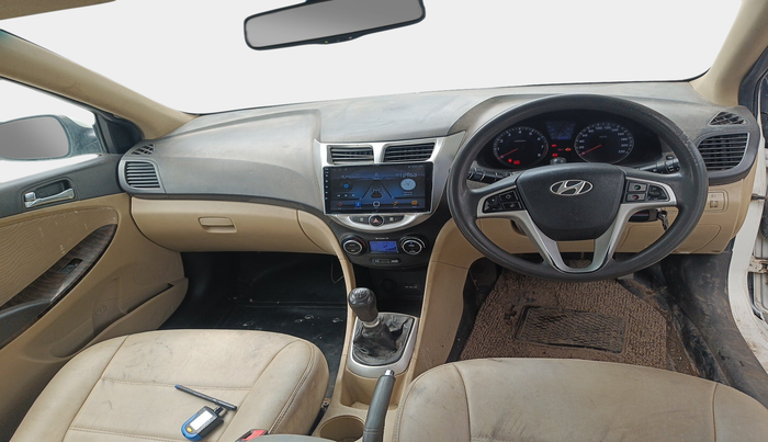2014 Hyundai Verna FLUIDIC 1.6 VTVT EX, Petrol, Manual, 74,835 km, interior