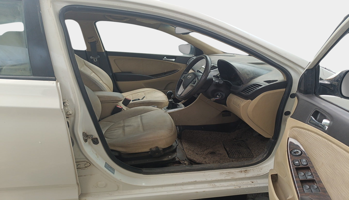 2014 Hyundai Verna FLUIDIC 1.6 VTVT EX, Petrol, Manual, 74,835 km, interior
