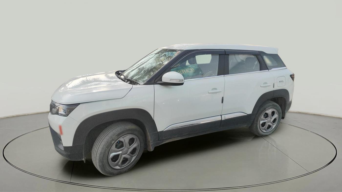 2024 Maruti BREZZA VXI AT SMART HYBRID, CNG, Automatic, 10,644 km, exterior