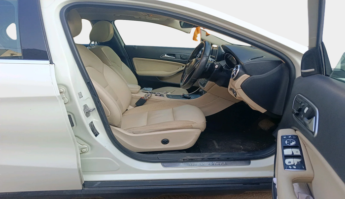 2014 Mercedes Benz GLA Class 200 CDI SPORT, Diesel, Automatic, 1,32,112 km, interior