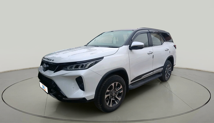 2023 Toyota Fortuner 4X2 AT 2.8 LEGENDER, Diesel, Automatic, 49,632 km, exterior