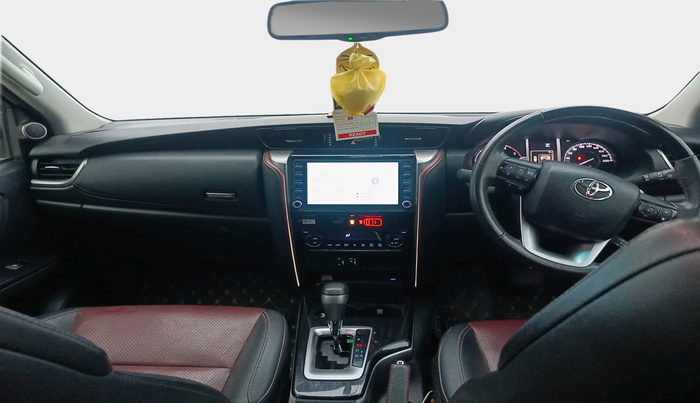 2023 Toyota Fortuner 4X2 AT 2.8 LEGENDER, Diesel, Automatic, 49,632 km, interior