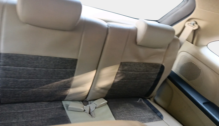 2015 Honda Mobilio 1.5L I-VTEC S, Petrol, Manual, 1,10,938 km, interior