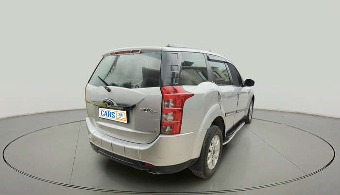 2017 Mahindra XUV500 W10, Diesel, Manual, 1,79,675 km, exterior
