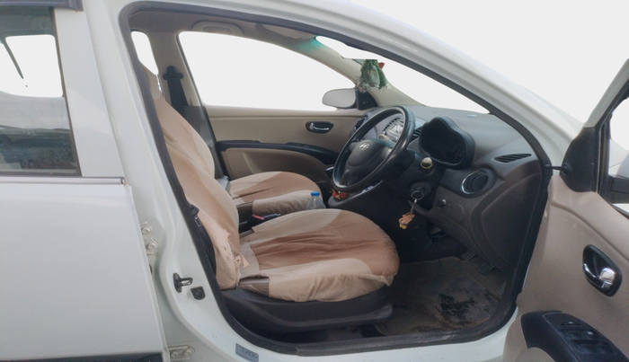 2013 Hyundai i10 MAGNA 1.1, Petrol, Manual, 1,14,148 km, interior