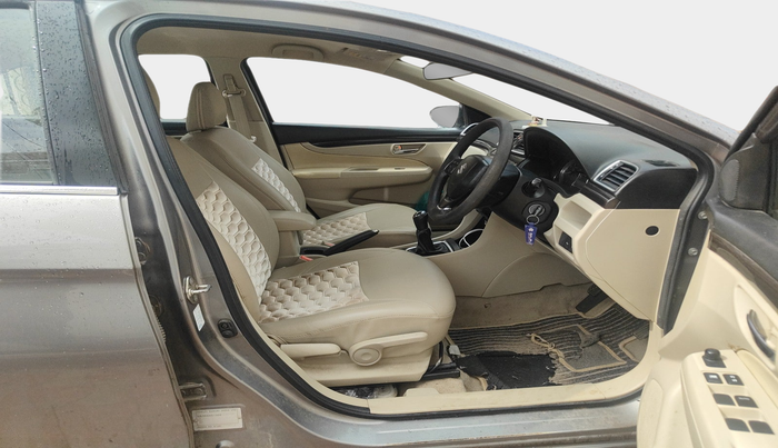 2016 Maruti Ciaz VXI+, Petrol, Manual, 87,680 km, interior