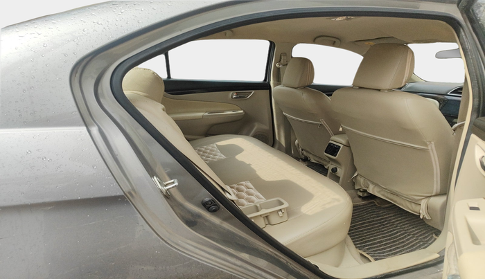 2016 Maruti Ciaz VXI+, Petrol, Manual, 87,680 km, interior