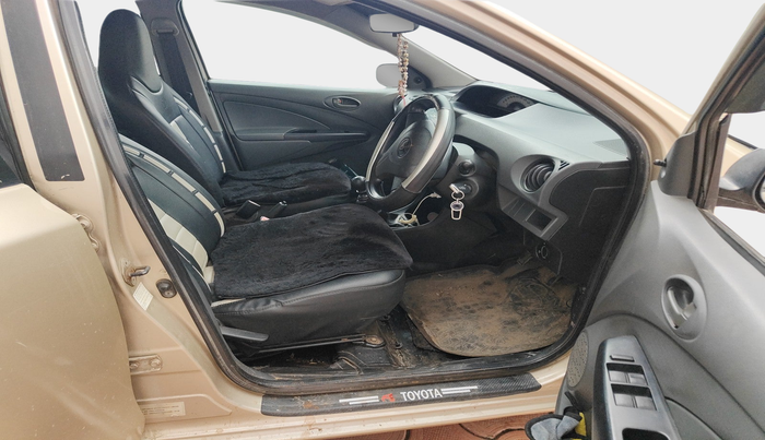 2012 Toyota Etios Liva GD, Diesel, Manual, 1,53,478 km, interior