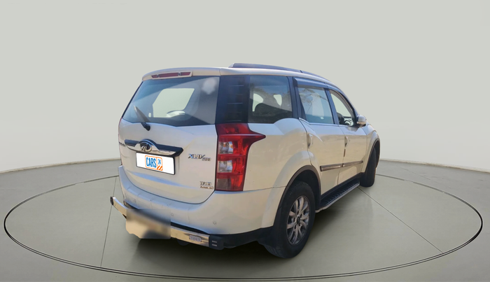 2016 Mahindra XUV500 W10 AT, Diesel, Automatic, 95,000 km, exterior