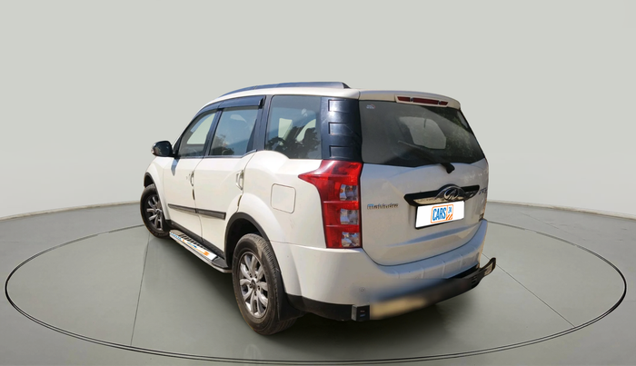 2016 Mahindra XUV500 W10 AT, Diesel, Automatic, 95,000 km, exterior