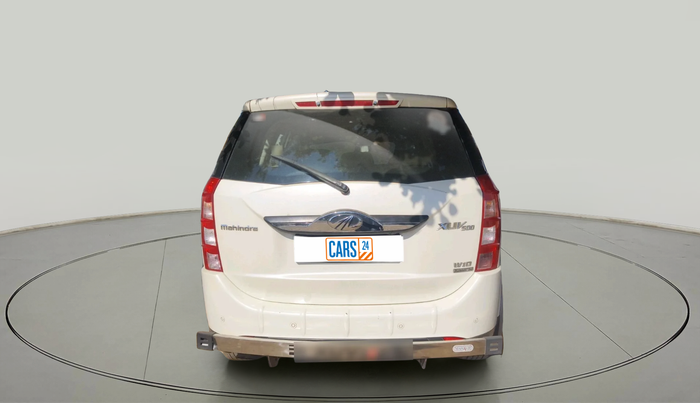 2016 Mahindra XUV500 W10 AT, Diesel, Automatic, 95,000 km, exterior