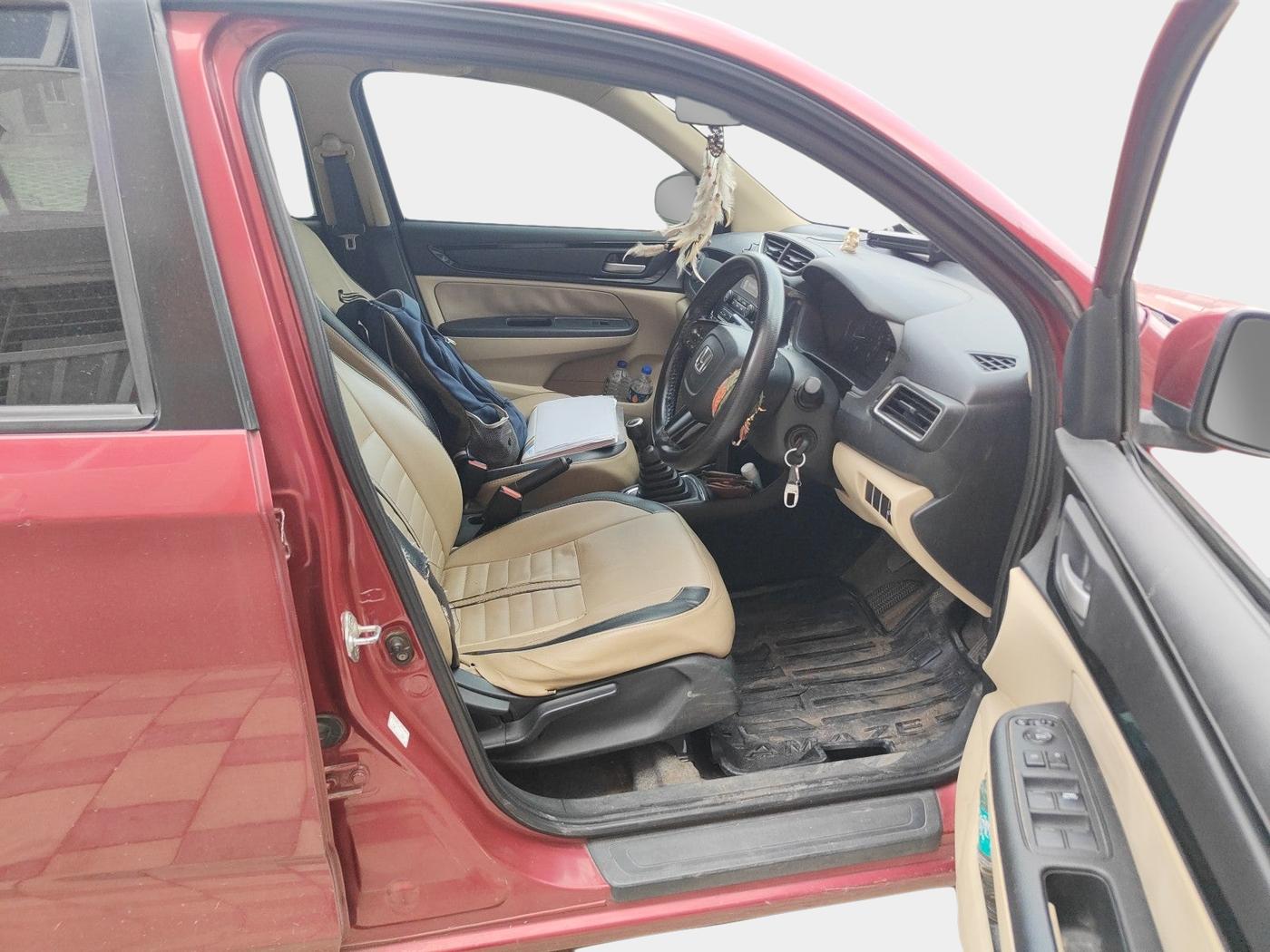 2018 Honda Amaze 1.2L I-VTEC S, Petrol, Manual, 1,52,700 km, interior