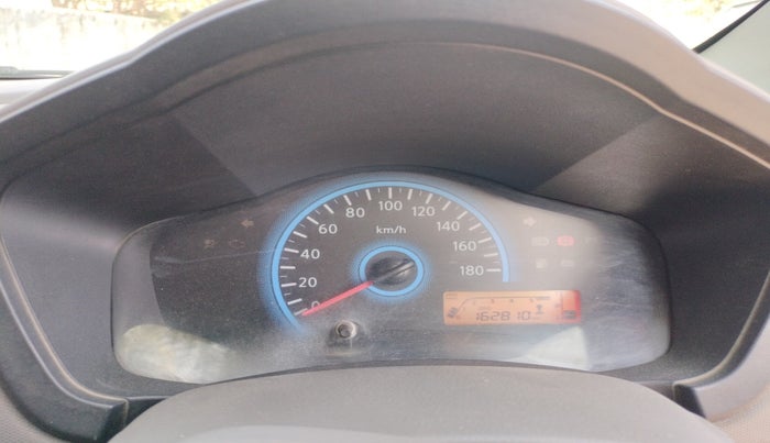 2016 Datsun Redi Go T (O), Petrol, Manual, 1,62,810 km, interior