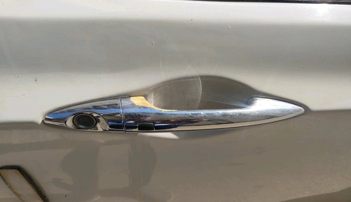 2015 Hyundai Verna 1.6 CRDI S, Diesel, Manual, 1,40,619 km, interior