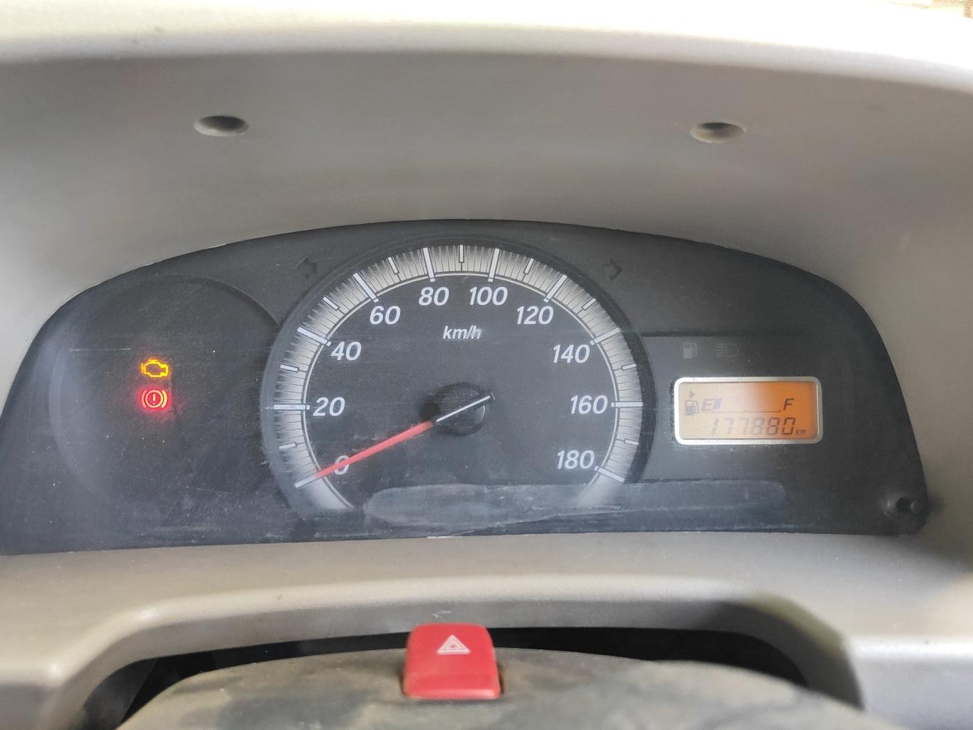2017 Maruti Eeco 5 STR WITH A/C+HTR, Petrol, Manual, 1,77,880 km, interior