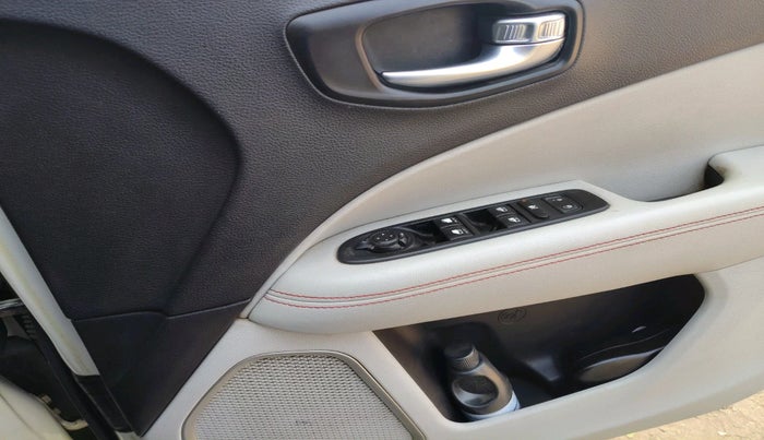 2017 Jeep Compass LIMITED 2.0 DIESEL 4X4, Diesel, Manual, 92,425 km, interior