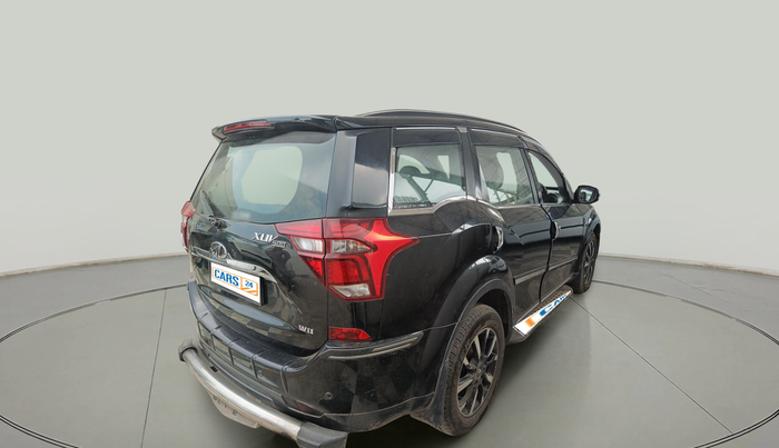 2018 Mahindra XUV500 W11, Diesel, Manual, 1,23,796 km, exterior