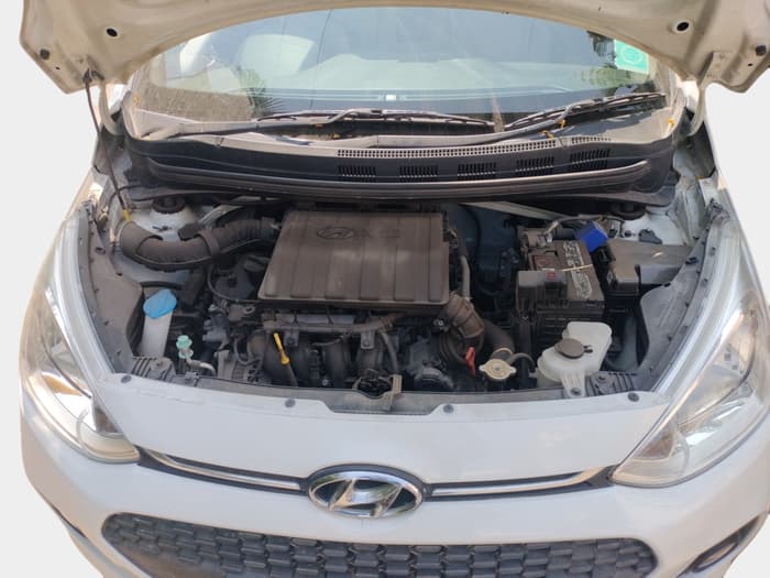 2017 Hyundai Grand i10 SPORTZ (O) AT 1.2 KAPPA VTVT, Petrol, Automatic, 25,847 km, exterior