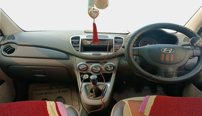 2013 Hyundai i10 MAGNA 1.1, Petrol, Manual, 86,037 km, interior