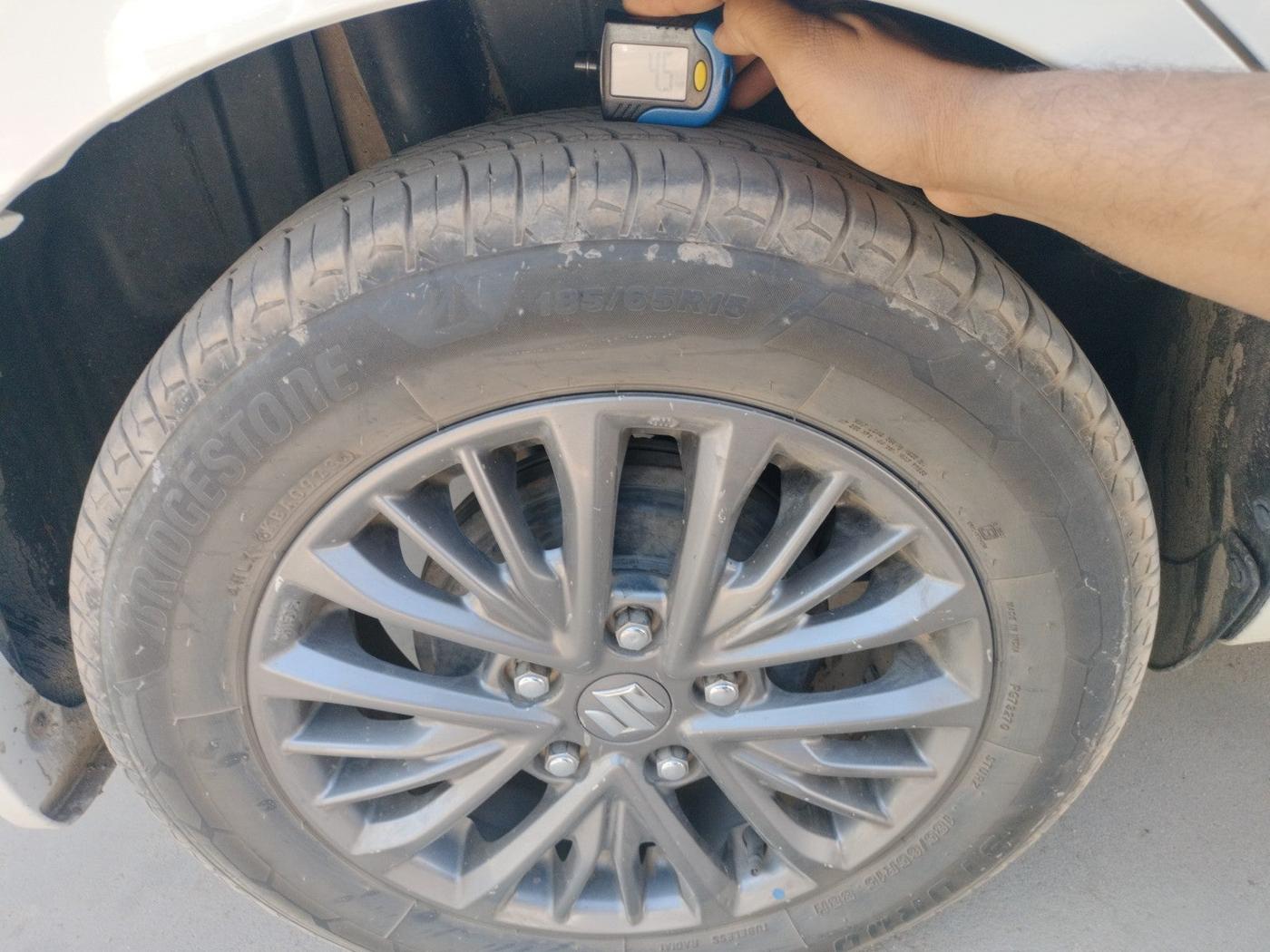 2019 Maruti Ertiga ZXI SHVS, Petrol, Manual, 1,37,373 km, tyre