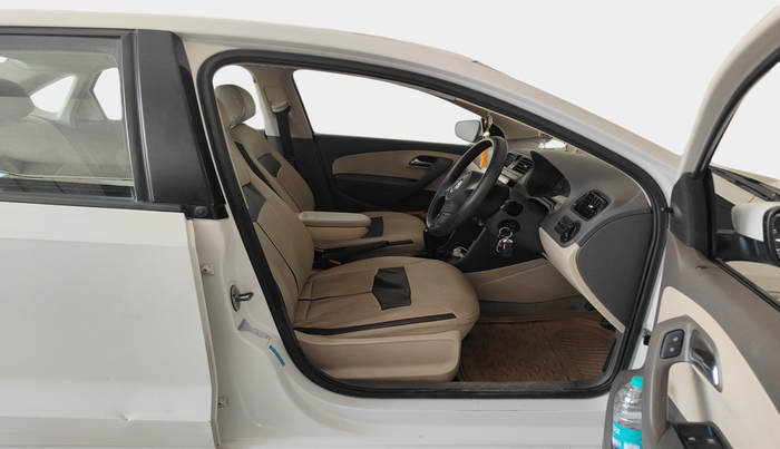 2010 Volkswagen Vento TRENDLINE DIESEL 1.6, Diesel, Manual, 92,051 km, interior