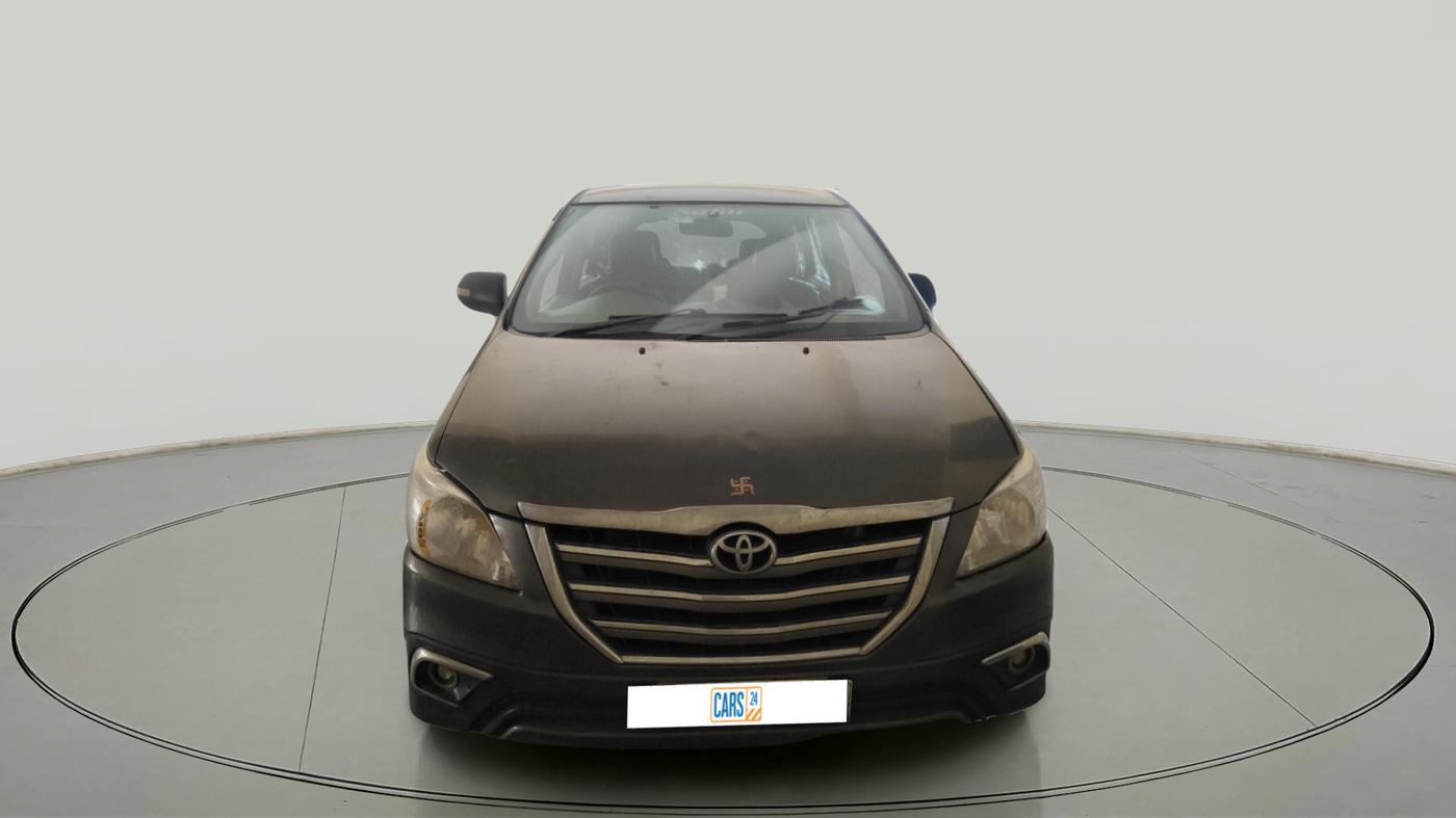 2011 Toyota Innova V 2.5 7 STR, Diesel, Manual, 3,17,681 km, exterior