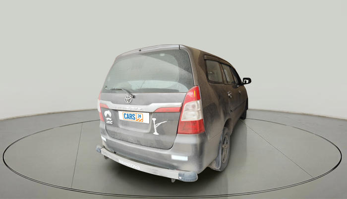 2011 Toyota Innova V 2.5 7 STR, Diesel, Manual, 3,17,681 km, exterior