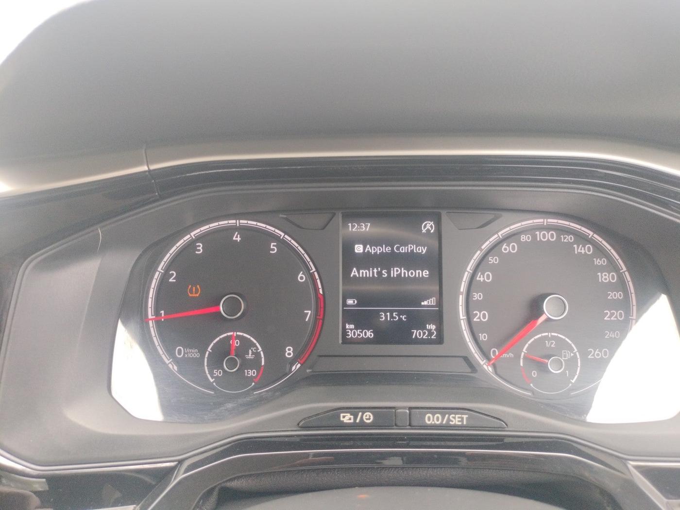 2022 Volkswagen VIRTUS HIGHLINE TSI 1.0 MT, Petrol, Manual, 30,506 km, interior