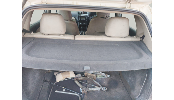 2011 Volkswagen Polo HIGHLINE DIESEL, Diesel, Manual, 1,43,468 km, exterior