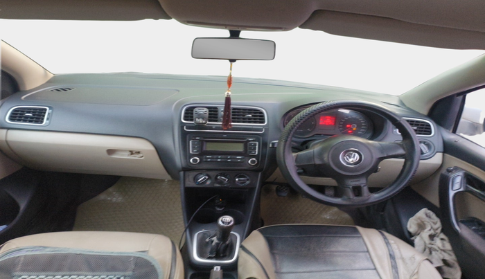 2011 Volkswagen Polo HIGHLINE DIESEL, Diesel, Manual, 1,43,468 km, interior